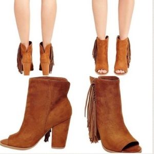 DV By Dolce Vita Lotus Fringe Peep toe Booties 6.5